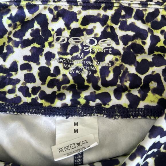 Bebe sport leopard capri pants - Picture 3 of 4